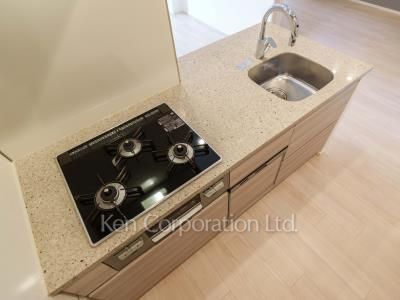 Kitchen ※Photo of the same layout on 3 floor. Decoration and fixture may differ.