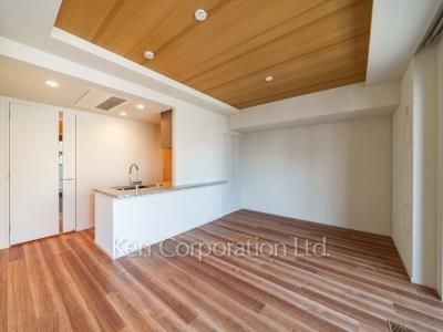 Living-Dining ※Photo of the same layout on 6 floor. Decoration and fixture may differ.