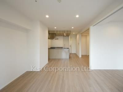 Living-Dining ※Photo of the same layout on 14 floor. Decoration and fixture may differ.
