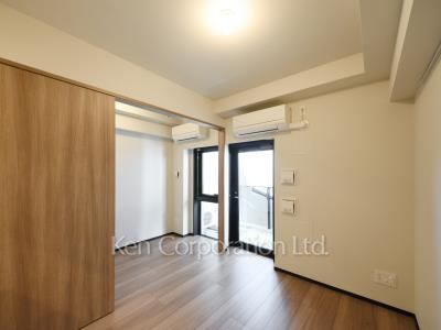 Living-Dining ※Photo of the same layout on 4 floor. Decoration and fixture may differ.