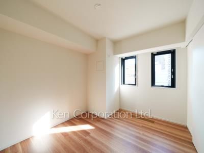 Bedroom ※Photo of the same layout on 4 floor. Decoration and fixture may differ.