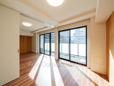 Bedroom ※Photo of the same layout on 4 floor. Decoration and fixture may differ.