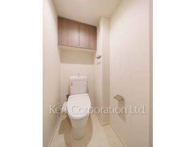 Lavatory ※Photo of the same layout on 6 floor. Decoration and fixture may differ.