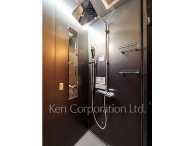 Shower Space