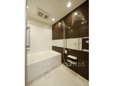 Bath ※Photo of the same layout on 3 floor. Decoration and fixture may differ.
