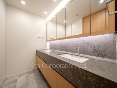 Powder Room