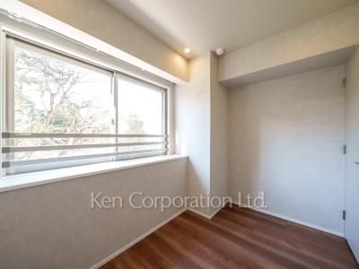 Bedroom ※Photo of the same layout on 2 floor. Decoration and fixture may differ.