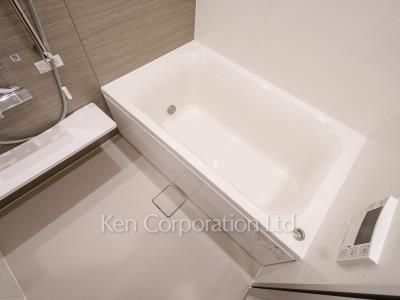 Bath ※Photo of the same layout on 2 floor. Decoration and fixture may differ.