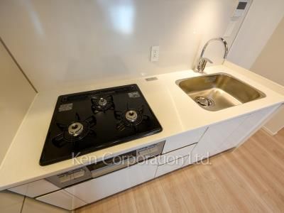 Kitchen ※Photo of the same layout on 3 floor. Decoration and fixture may differ.