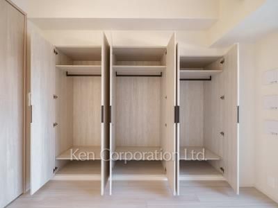 Closet ※Photo of the same layout on 3 floor. Decoration and fixture may differ.