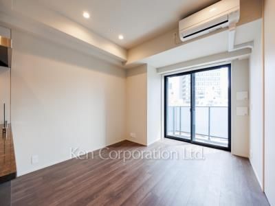 Living-Dining ※Photo of the same layout on 12 floor. Decoration and fixture may differ.