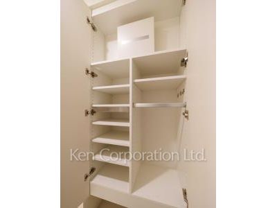 Shoes Closet