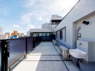 Roof Balcony