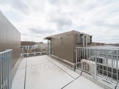Roof Balcony