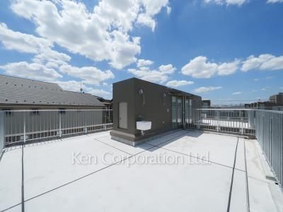 Roof Balcony