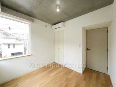 Bedroom  *Photo of similar layout