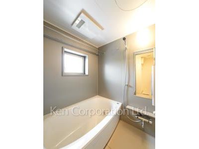 Bath Room  *Photo of similar layout