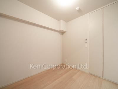 Bedroom ※Photo of the same layout on 5 floor. Decoration and fixture may differ.