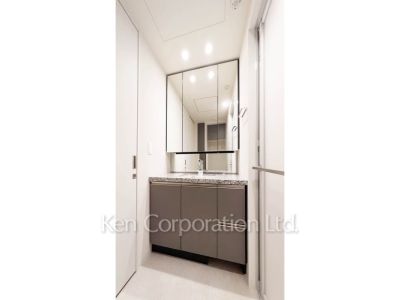 Powder Room