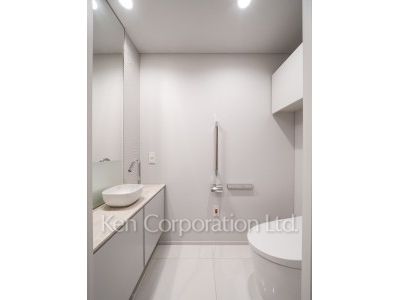 Lavatory