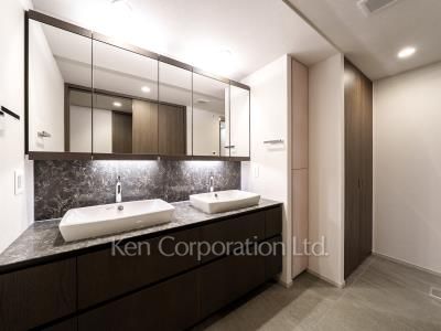 Powder Room