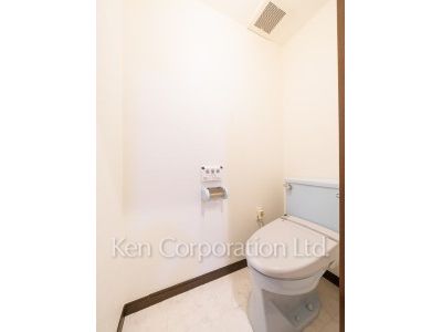 Lavatory