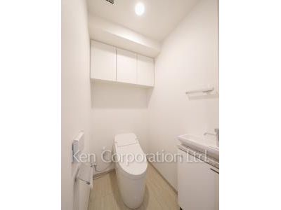 Lavatory