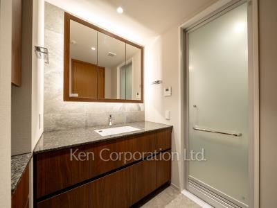 Powder Room