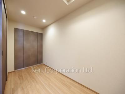 Bedroom ※Photo of the same layout on 5 floor. Decoration and fixture may differ.