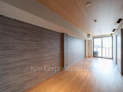 Living-Dining ※Photo of the same layout on 6 floor. Decoration and fixture may differ.