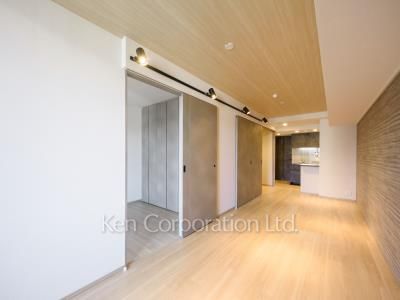 Living-Dining ※Photo of the same layout on 3 floor. Decoration and fixture may differ.