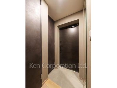 Entrance ※Photo of the same layout on 3 floor. Decoration and fixture may differ.