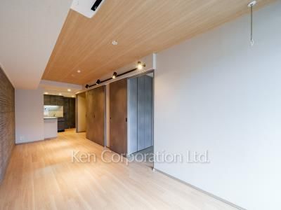 Living-Dining ※Photo of the same layout on 3 floor. Decoration and fixture may differ.