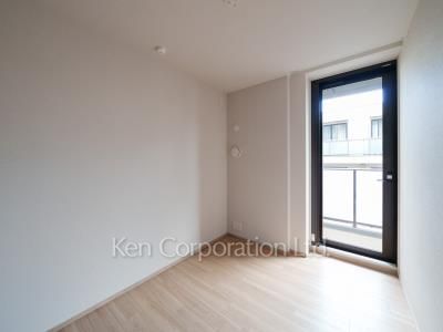 Bedroom ※Photo of the same layout on 3 floor. Decoration and fixture may differ.