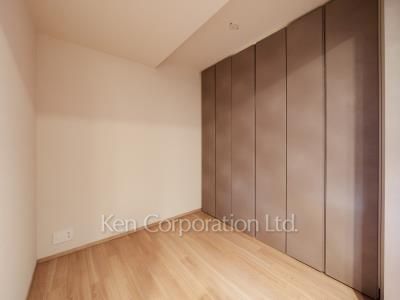 Bedroom ※Photo of the same layout on 3 floor. Decoration and fixture may differ.