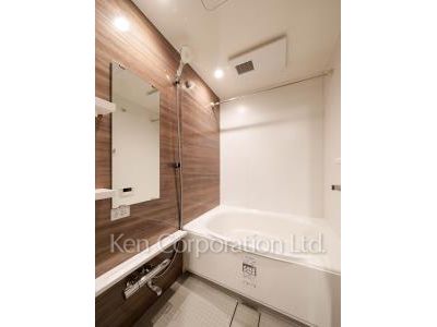 Bath ※Photo of the same layout on 3 floor. Decoration and fixture may differ.