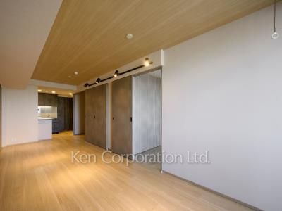 Living-Dining ※Photo of the same layout on 6 floor. Decoration and fixture may differ.