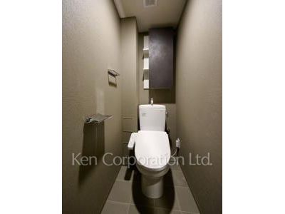 Lavatory ※Photo of the same layout on 6 floor. Decoration and fixture may differ.