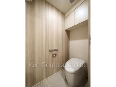 Lavatory