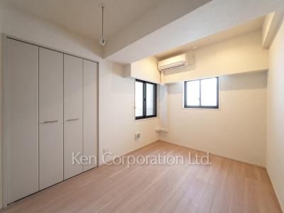 Service room (Extra room space)