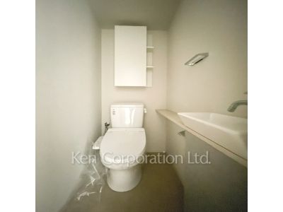 Lavatory