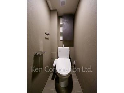 Lavatory ※Photo of the same layout on 6 floor. Decoration and fixture may differ.