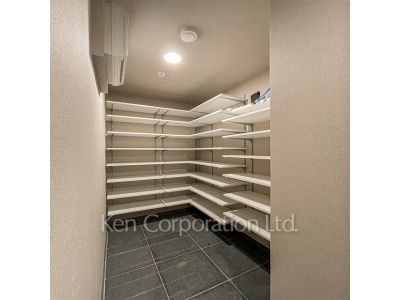 Closet