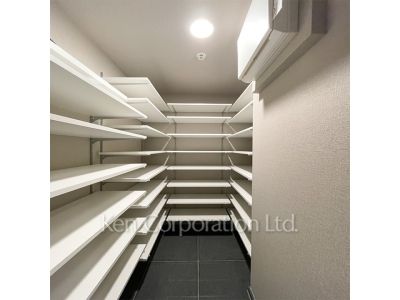 Closet