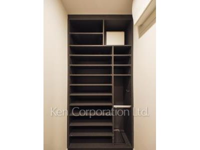 Shoes-In Closet ※Photo of the same layout on 2 floor. Decoration and fixture may differ.