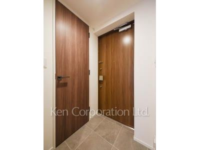 Entrance ※Photo of the same layout on 2 floor. Decoration and fixture may differ.
