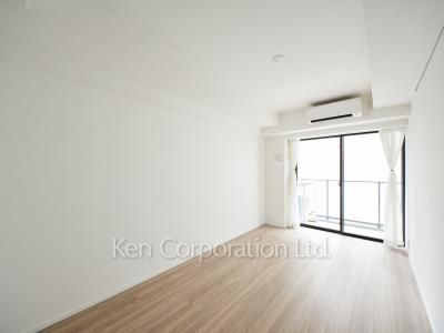 Bedroom ※Photo of the same layout on 2 floor. Decoration and fixture may differ.