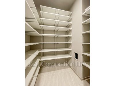 Closet