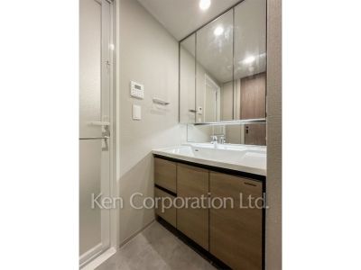 Powder Room