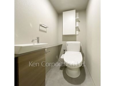 Lavatory